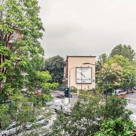 Eden House Sansiro-Duomo Netflix & Design Apartment Milan Exterior photo